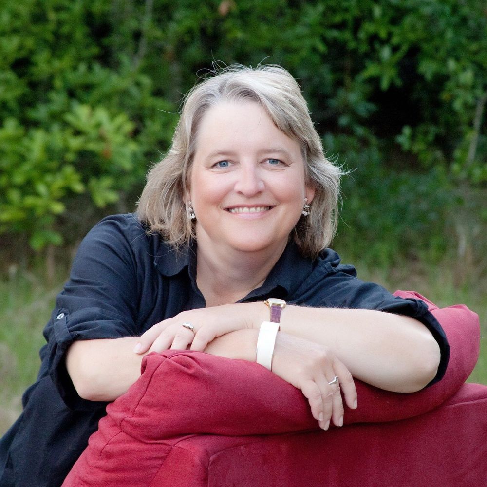 Meet your Posher, Laurie